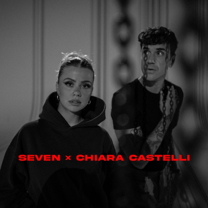 SEVENxCHIARA WEBCOVER 1000